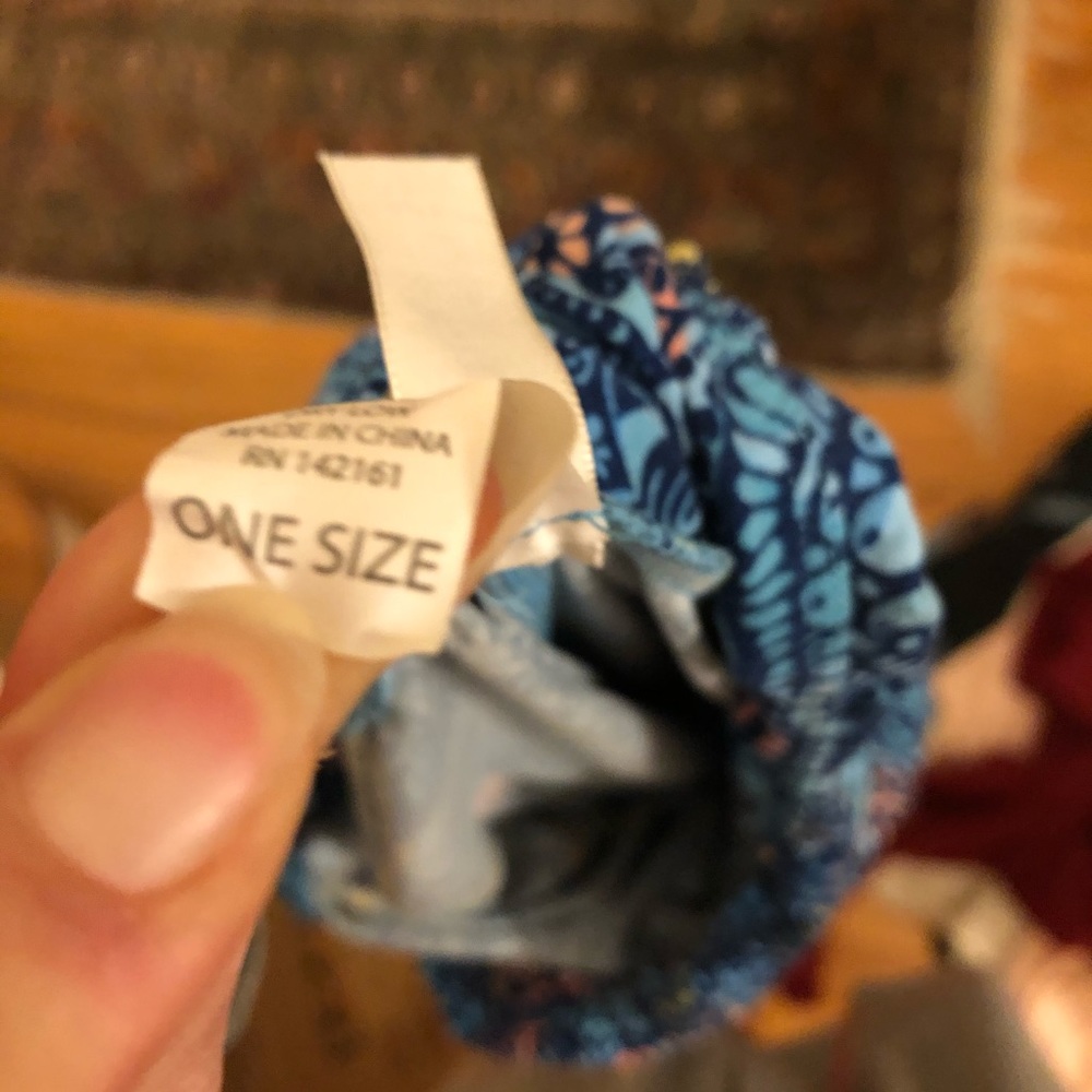Lularoe one size leggings aqua water print - Picture 3 of 3